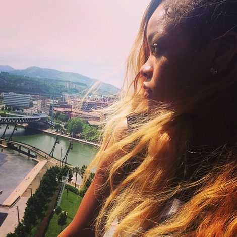 Rihanna disfruta de las vistas de Bilbao