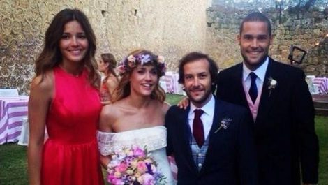 Malena Costa y Mario Suárez en la boda de Sergio Suárez y Berta