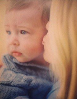 Kristin Cavallari besando a su hijo Camden Jack