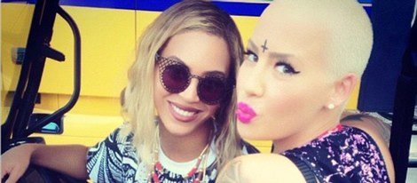 Amber Rose junto a Beyoncé en el Festival Budweiser / Foto: Instagram