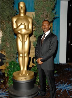 Los Oscar 2012 se quedan huérfanos tras el abandono de Eddie Murphy como presentador
