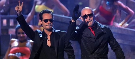 Shakira, Álex Ubago, Calle 13 y Tito El Bambino arrasan en los premios Grammy Latino 2011