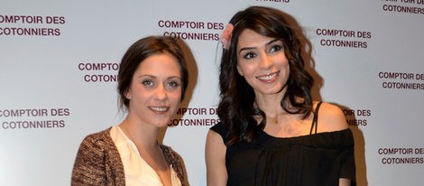 Marta Fernández y María León en la reapertura de una tienda de Comptoir des Cotonniers en Madrid