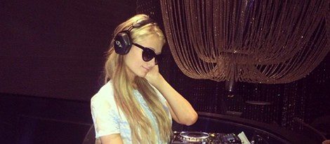 Paris Hilton pinchando en Cavalli Club / Foto: Instagram