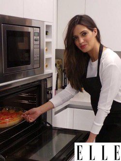 Sara Carbonero cocinando