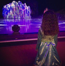 Daniella Bustamante en Disney on Ice