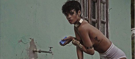 Rihanna en topless para la revista Vogue Brasil