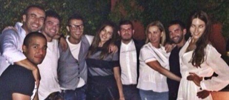 Irina Shayk, CR7 y Pepe con un grupo de amigos en Nueva Yorl / Instagram