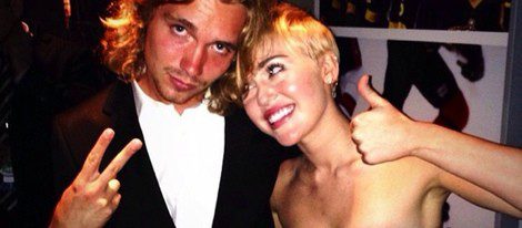 Miley Cyrus y el vagabundo Jesse / Instagram 