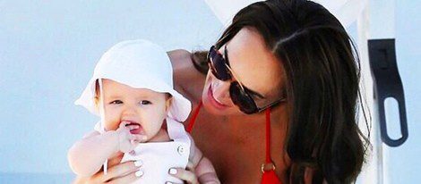 Tamara Ecclestone y su hija Sophia en Ibiza / Instagram