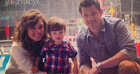 Vanessa Lachey y Nick Lachey junto a su hijo Camden / Instagram