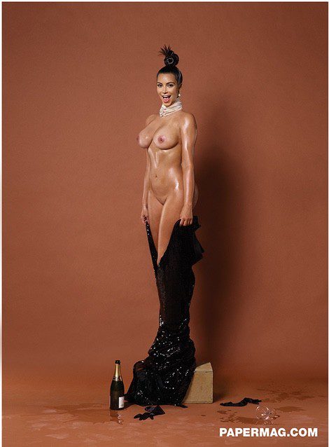  Kim Kardashian posa totalmente desnuda para 'Paper Magazine'