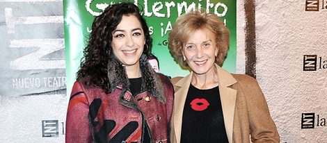 María Isasí y Marisa Paredes en el estreno de 'Guillermito y los niños ¡a comer!'