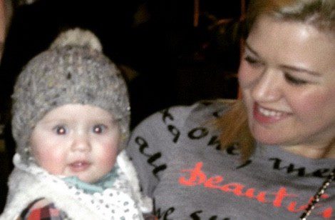 Kelly Clarkson y su hija River Rose en Nueva York