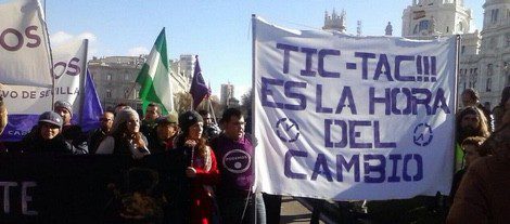 Manifestantes congregados en la Plaza de Cibeles durante la Marcha del Cambio de Podemos | Twitter