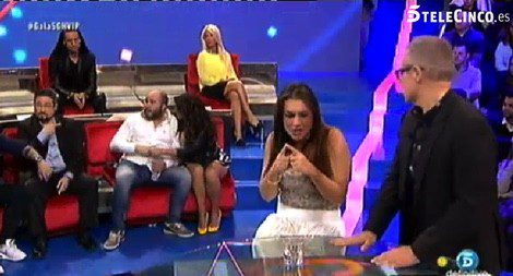 Anabel Pantoja separando a Kiko Rivera y el primo de Laura / Telecinco.es