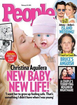 Christina Aguilera con su hija en People