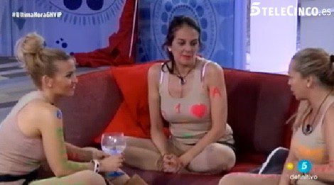 Belén Esteban comenta sus problemas con Ángela Portero y Chari