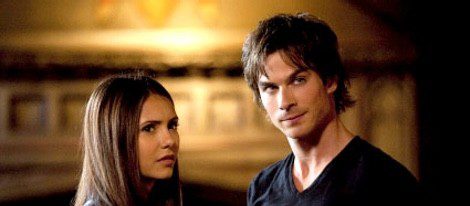 Ian Somerhalder y Nina Dobrev en 'Crónicas vampíricas'