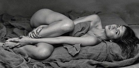 Ana de Armas posando de lo más sensual / Instagram
