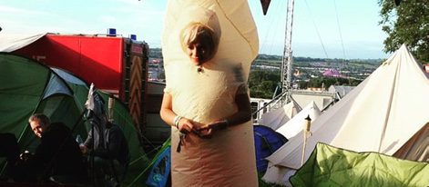 Lily Allen durante su estancia en el festival de Glastonbury 2015