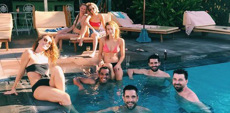 Ana Fernández disfruta del verano con otros actores en La Palma 