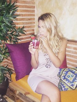 Tamara Gorro en su coctelería / Instagram
