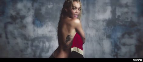  Rita Ora derrocha sensualidad en el videoclip de su single 'Body On Me'
