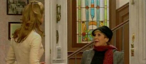 Mónica Pont y Lina Morgan en 'Hostal Royal Manzanares' 