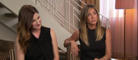 Kathryn Hahn y Jennifer Aniston durante su entrevista en 'Good Morning America' 