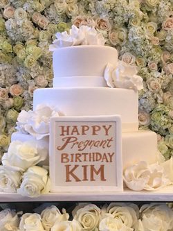 Tarta de cumpleaños de Kim Kardashian | Foto: Instagram