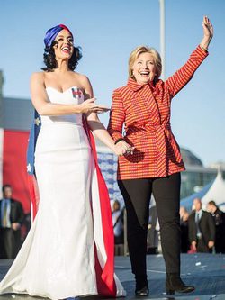 Katy Perry con Hillary Clinton | Foto: Instagram