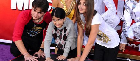 Justin Bieber y los hijos de Michael Jackson acuden a un acto homenaje al Rey del Pop
