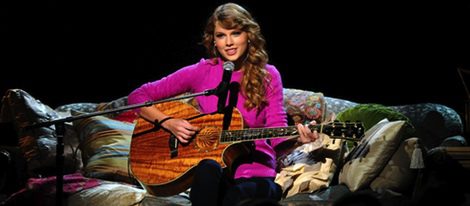 El cantante Christian Castro escribe un nuevo tema para Taylor Swift