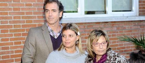 Terelu Campos con su madre María Terelu Campos y su novio Carlos Pombo
