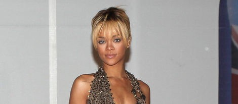 Rihanna en los Brit Awards 2012