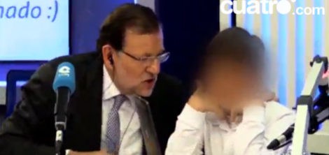 Mariano Rajoy con su hijo Juan en la radio | cuatro.com
