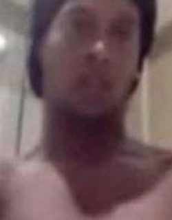 Supuesta imagen de Ronaldinho en un vídeo íntimo l Imagen: Twitter 