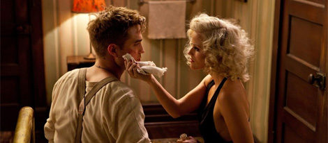 Robert Pattinson y Reese Witherspoon en un fotograma de la película 'Agua para elefantes'