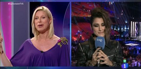 Anne Igartiburu hablando con Barei antes de Eurovisión 2016 / RTVE.es