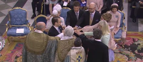 Los padres y padrinos del Príncipe Oscar de Suecia en su bautizo