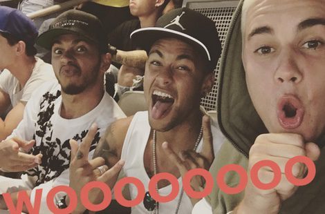 Hamilton, Neymar y Bieber en el partido de fútbol / Instagram