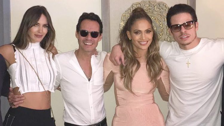 Jennifer Lopez y su novio reciben la visita de Marc Anthony y la mujer de esta tras un concierto de la cantante 