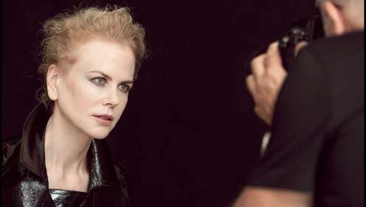 Nicole Kidman posando para el calendario Pirelli / Imagen: Pirelli