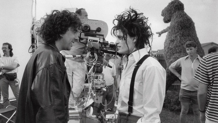 Tim Burton y Johnny Depp durante el rodaje de 'Eduardo Manostijeras'