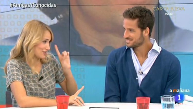 Alba Carrillo y Feliciano López en el plató de 'Amigas y conocidas' / RTVE.es