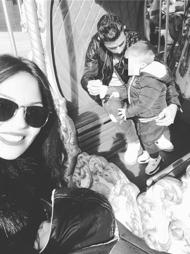 María Hernández con sus hijos y Rubén Castro / Instagram