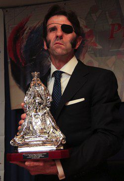 Juan José Padilla, galardonado con el XI Premio Virgen de los Reyes por su trayectoria