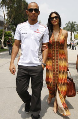 Lewis Hamilton y Nicole Scherzinger vuelven a pasear su amor por los circuitos de Fórmula 1