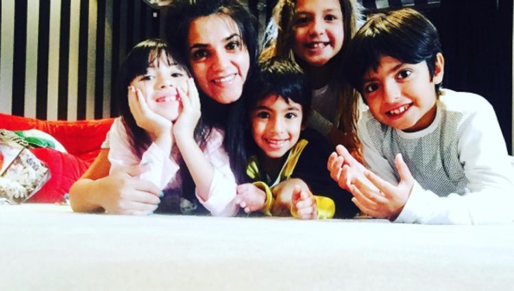 La hermana del futbolista con sus sobrinos/ Fuente: Instagram